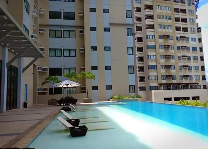 Free Wi-fi And Pool Persimmon アパート セブ市